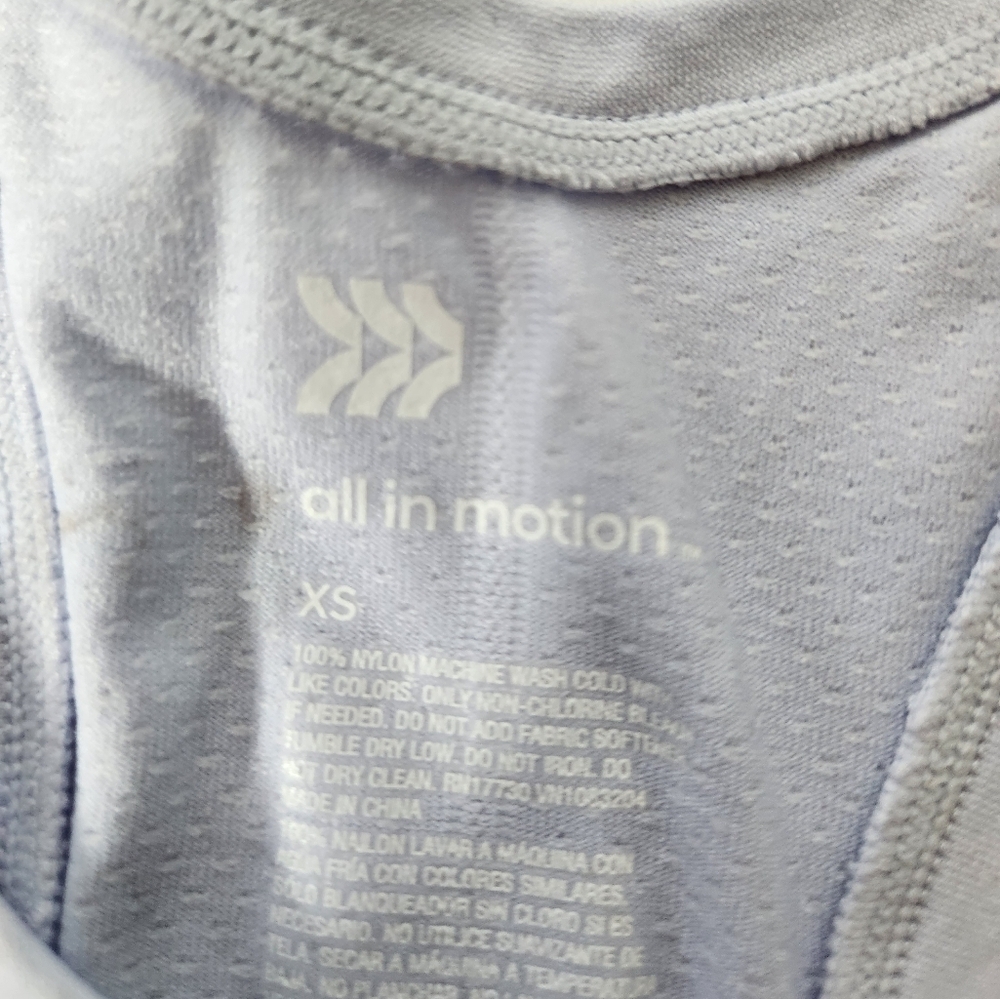 Set of 4 Tank Tops (XS & S) - Picture 7 of 16